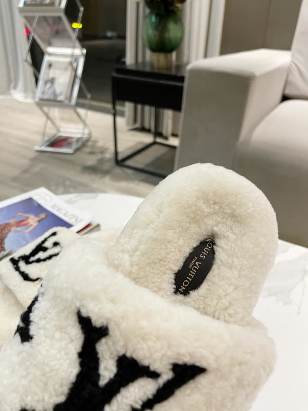 LV Slippers